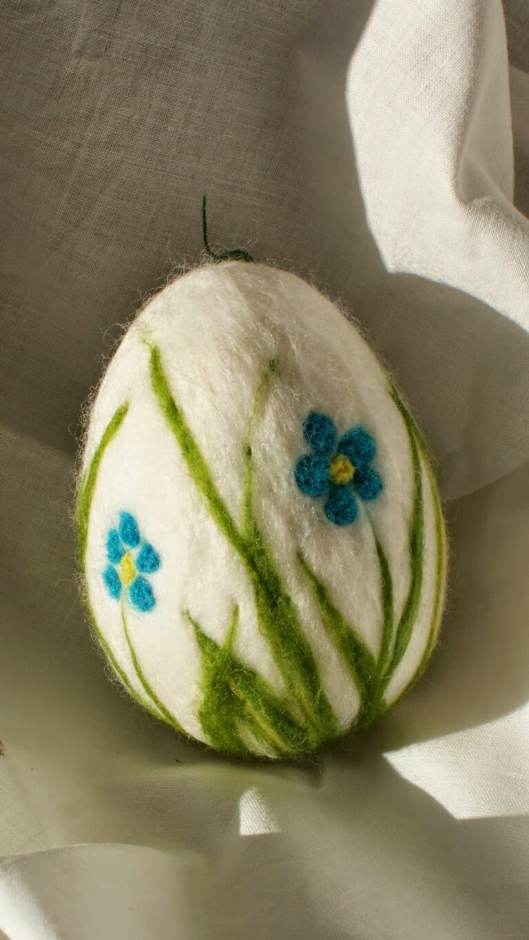 Needle Felted Easter Egg